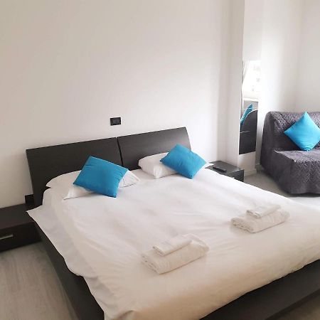 J&M House -Fronte Ospedale- Incluso Netflix E Disney Plus Údine Exterior foto
