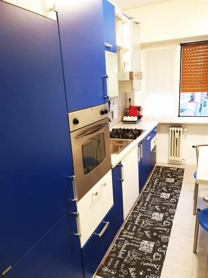J&M House -Fronte Ospedale- Incluso Netflix E Disney Plus Údine Exterior foto